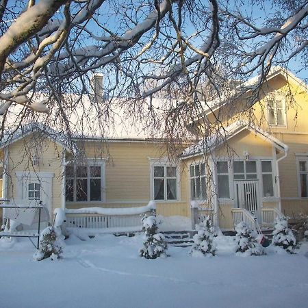 Hotel Brinkin Wanha Pappila à Kokkola  Extérieur photo